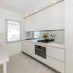Dominique - Carraro Immobiliare - Family *